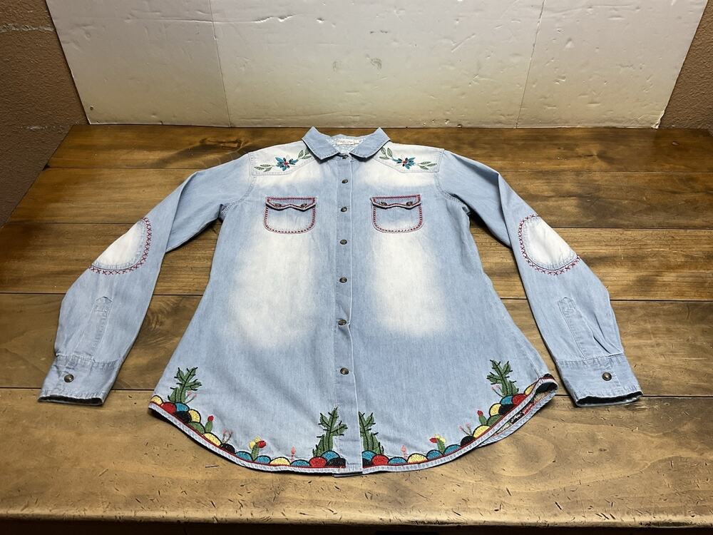Tasha Polizzi S Western Mexican Scene Embroidered Fiesta Button Down Shirt